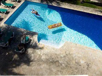 Hostel Laguna Park Καμπαρέτε 2*,