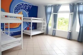 Hostel Laguna Park Καμπαρέτε